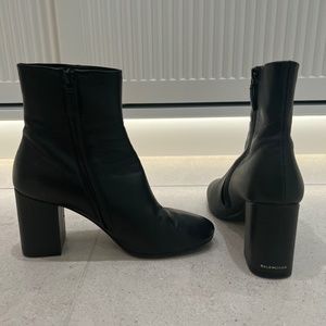 Balenciaga black boots 36.5
